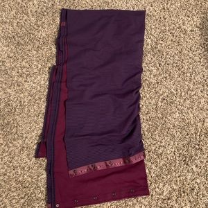 Maroon  and navy Lulu vinyasa